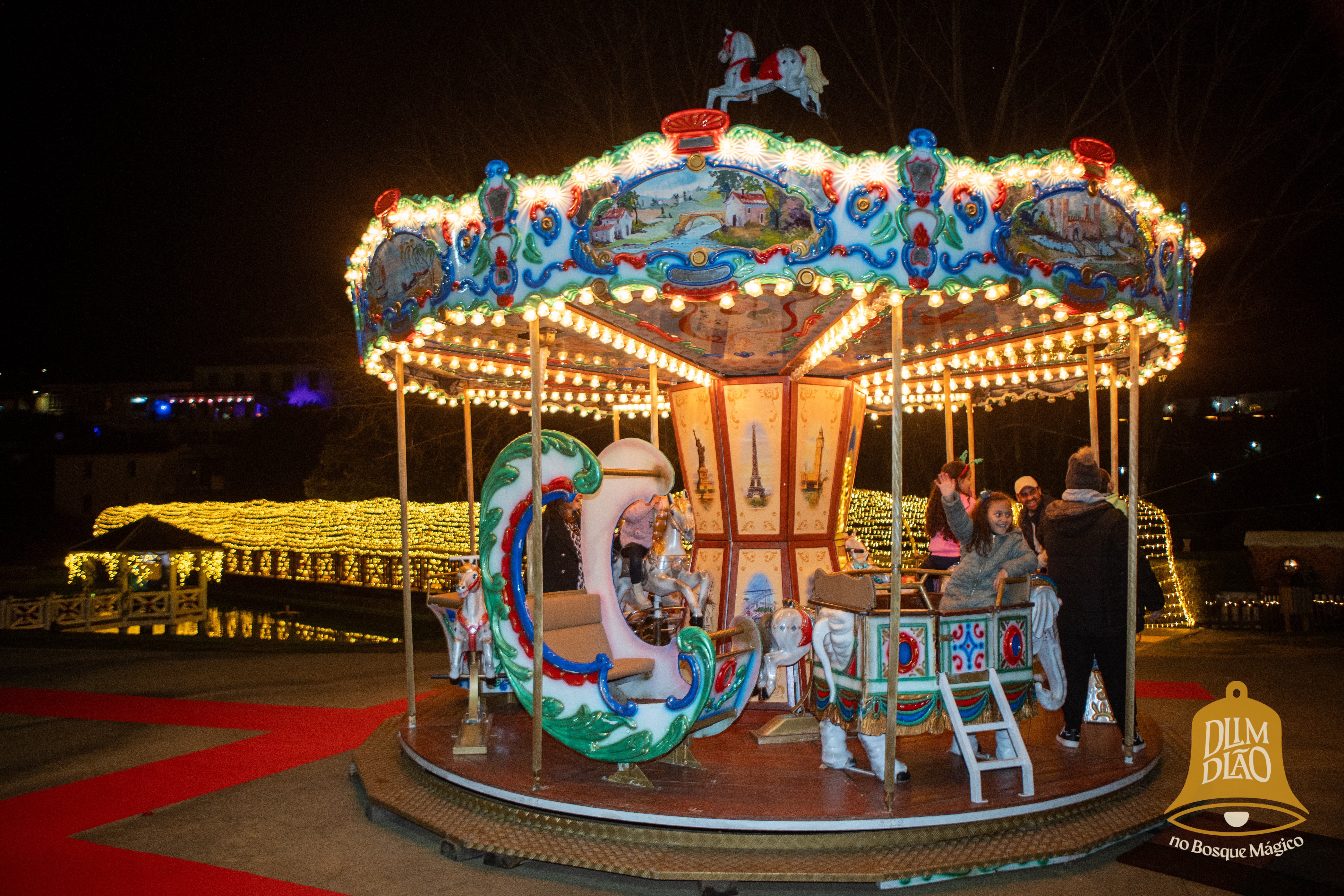 Dlim Dlão no Bosque Mágico/ Iluminação Natalícia e Campanha de Natal "Compre no Comércio Local"